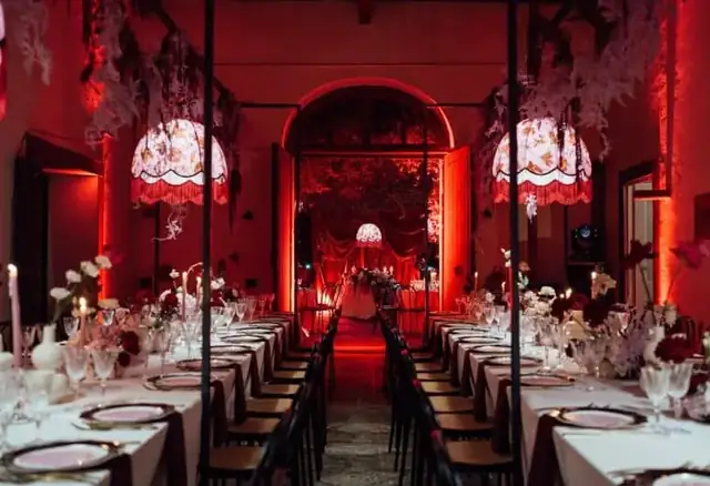 Sicilian wedding table with citrus, flowers and refined local menu inspiration